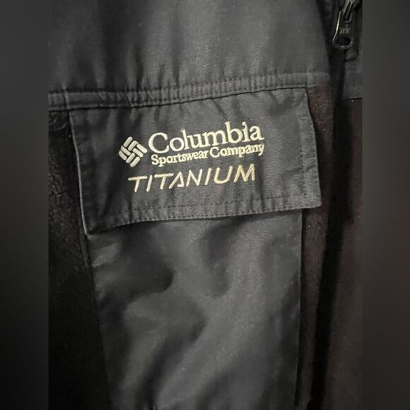 Columbia Titanium Mens size XL Jacket Coat Grey Black Omni Tech Fleece - Picture 3 of 10